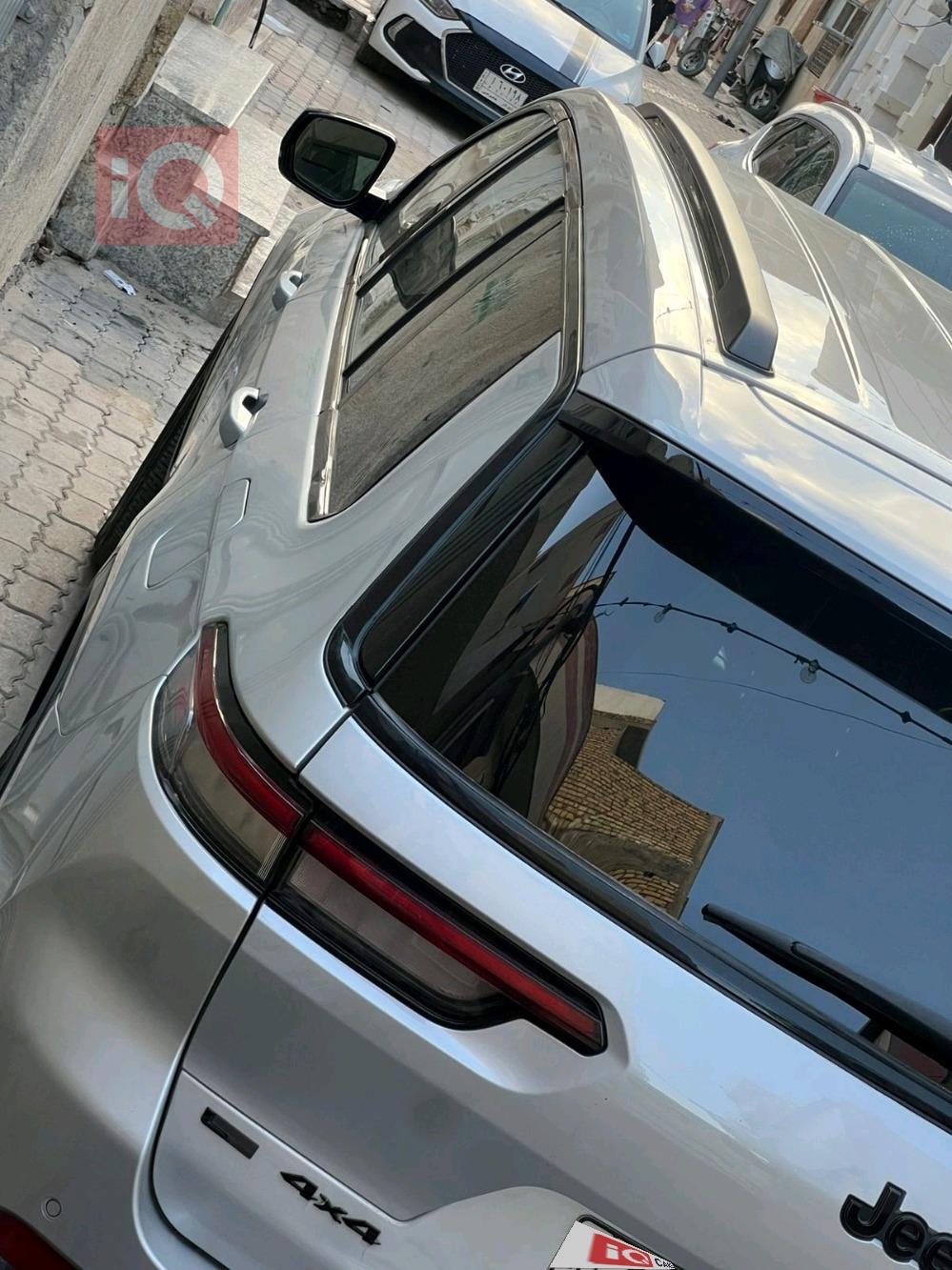 جيب جراند شيروكي إل